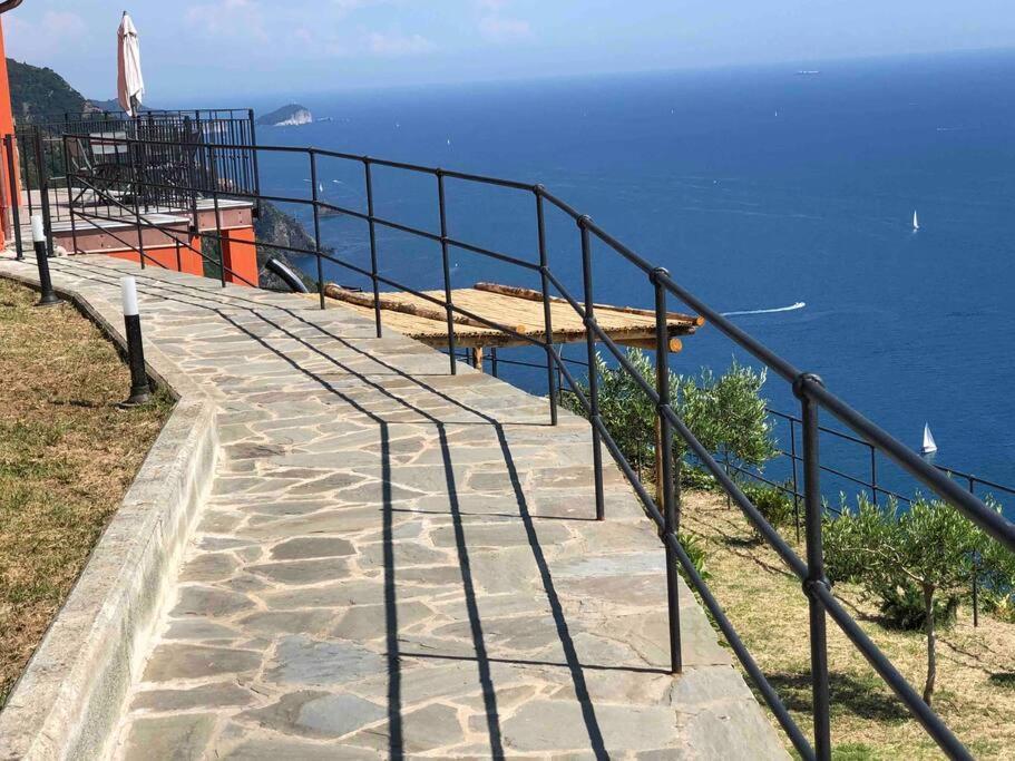 Orangehouse Cinque Terre. Private Parking Villa Riomaggiore Exterior photo