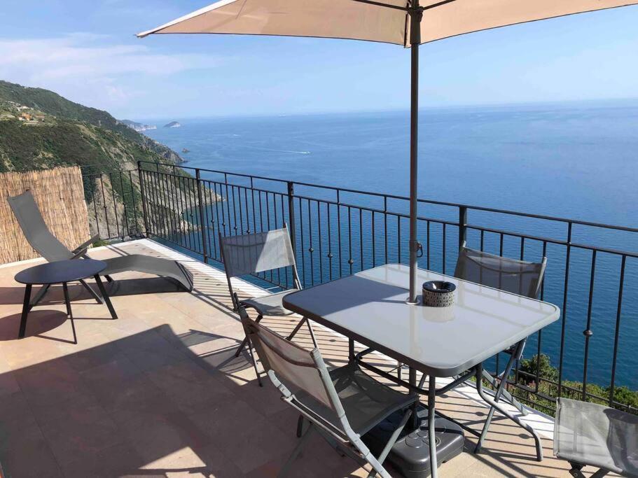 Orangehouse Cinque Terre. Private Parking Villa Riomaggiore Exterior photo