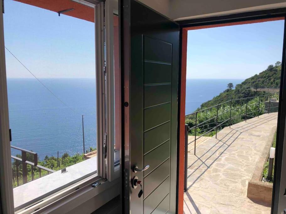 Orangehouse Cinque Terre. Private Parking Villa Riomaggiore Exterior photo